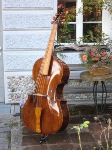 Eight-foot violone Maggini from Oskar Kappelmeyer, Passau